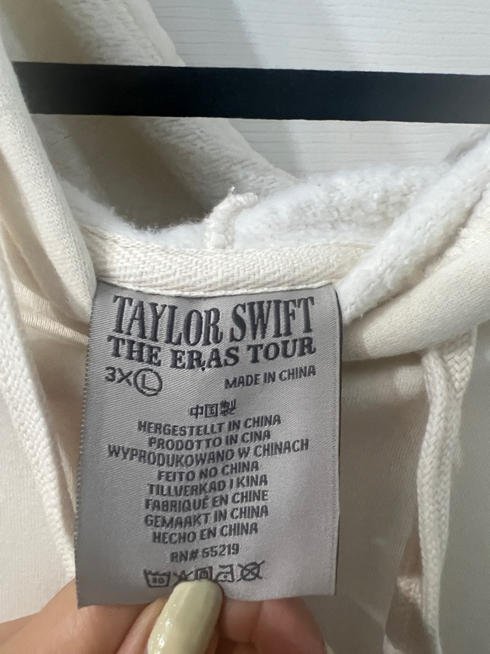 Taylor Swift The Eras Tour Hoodie Cream Graphic Back Official Merch Size 3XL - Picture 2 of 3